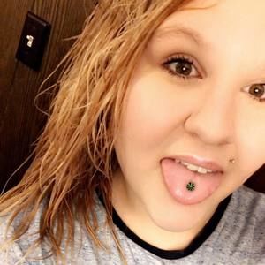 Meet your Posher, Courtney